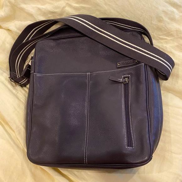 BNWT Storksak Jamie in Espresso colour - Picture 1 of 4